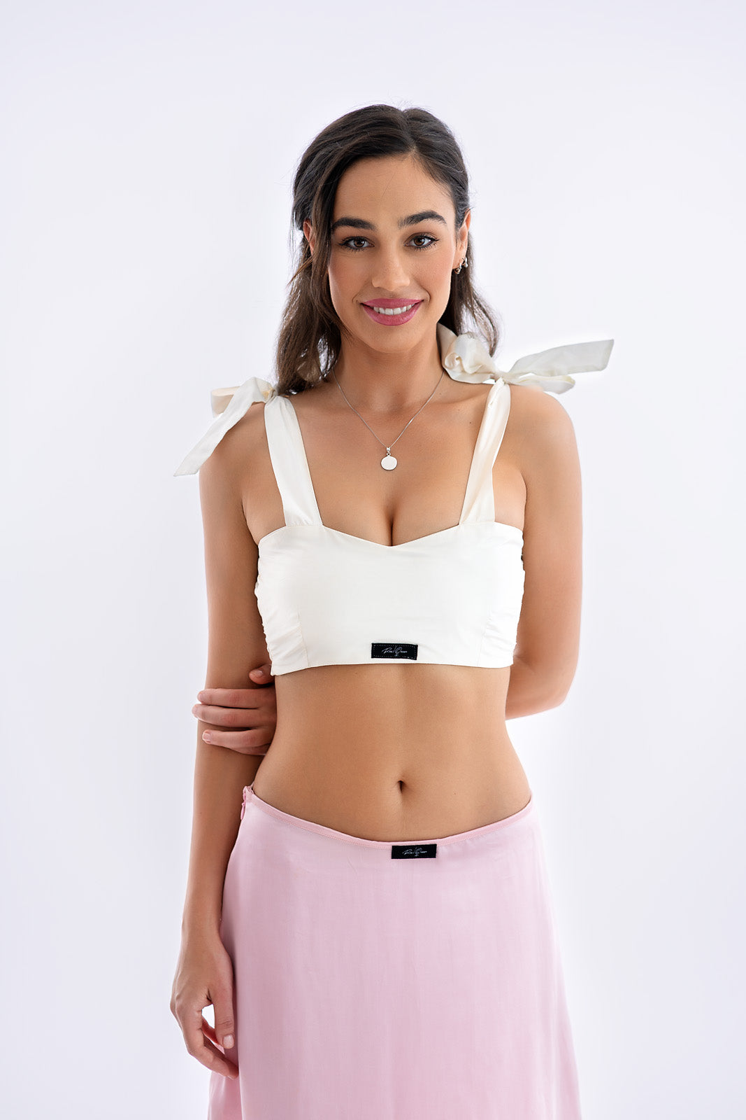 Fehér hernyóselyem taft crop top