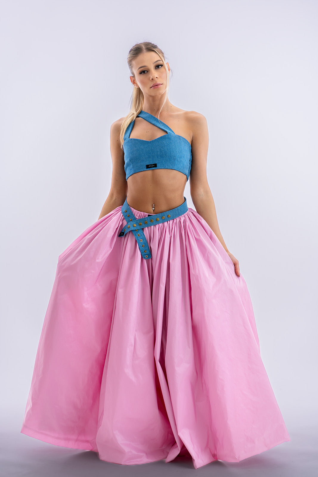 Farmer crop top